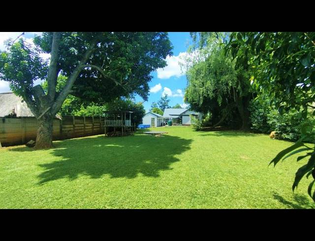 2 BEDROOM HOUSE FOR SALE IN PRESTBURY